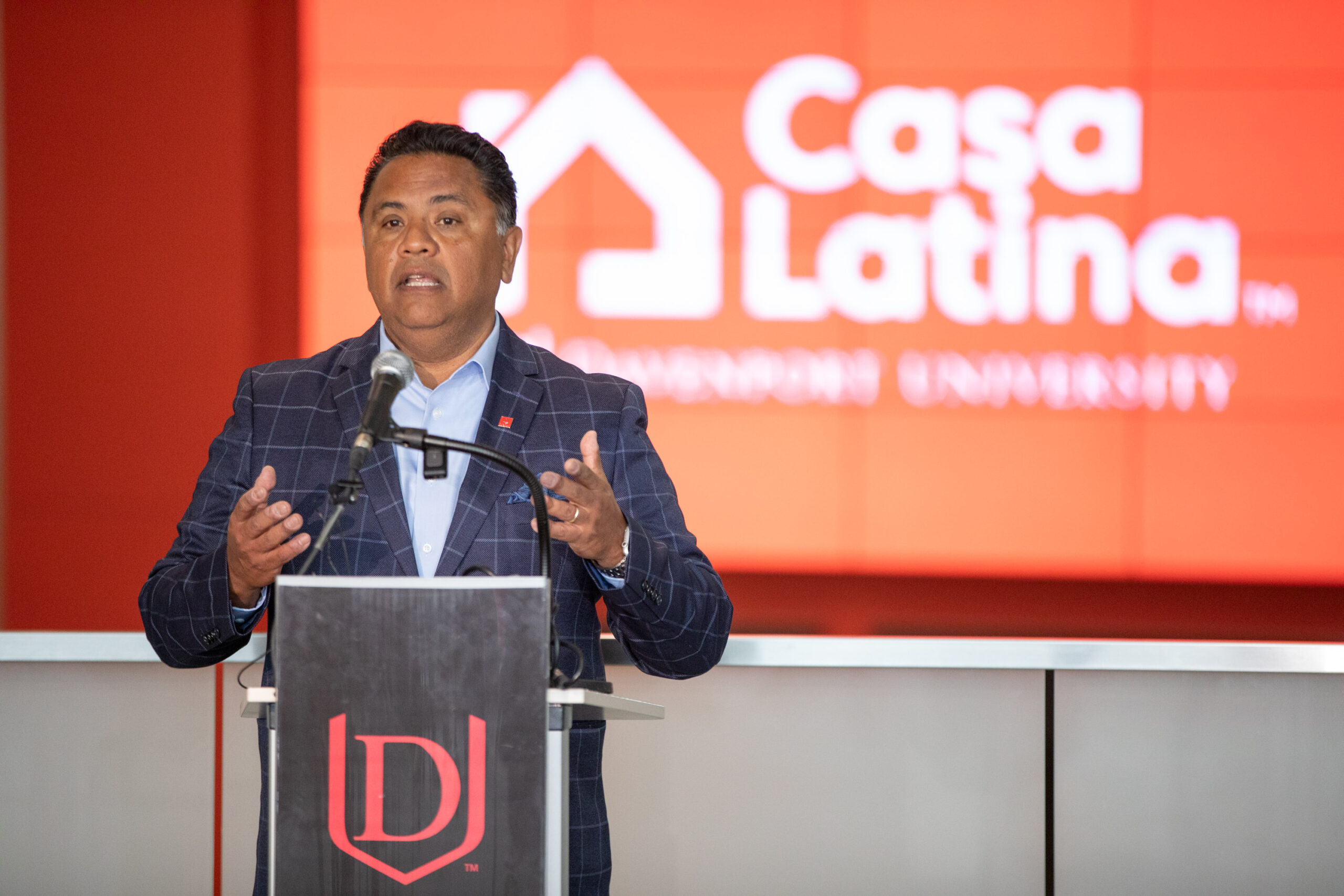 Casa-Latina-press-conference-Carlos-Sanchez-scaled
